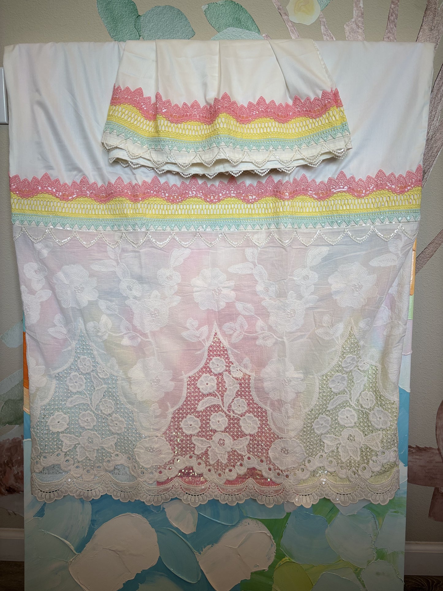 Soft Cream Pastel Shades Rida