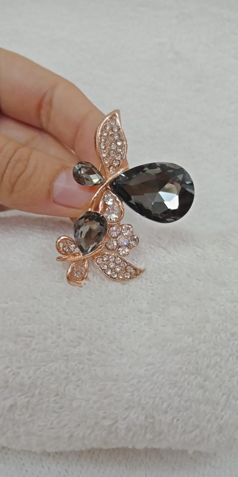 Brooch - 15 Unique Designs